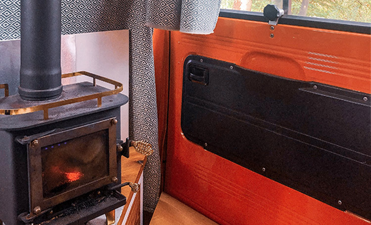 Een oven in de campervan